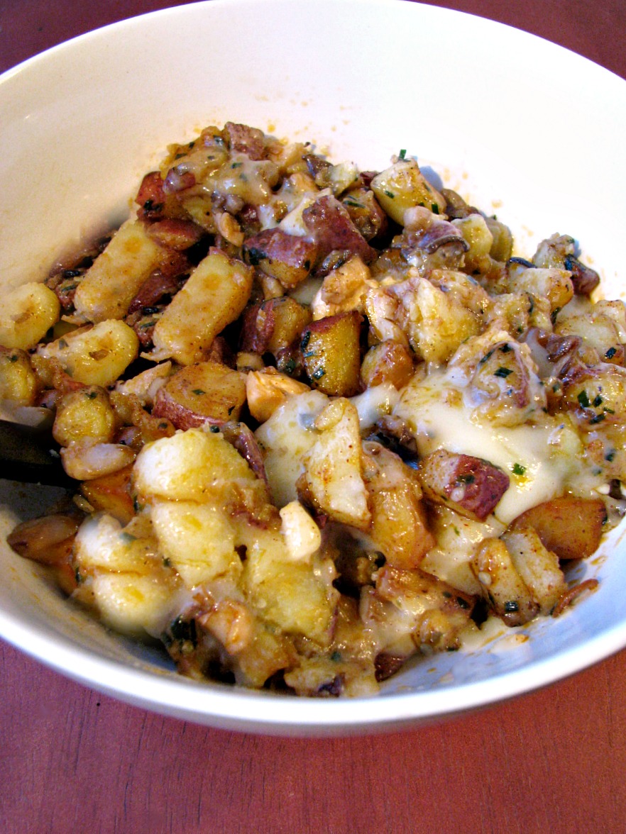 Fried Potatoes with Mushrooms and Brie