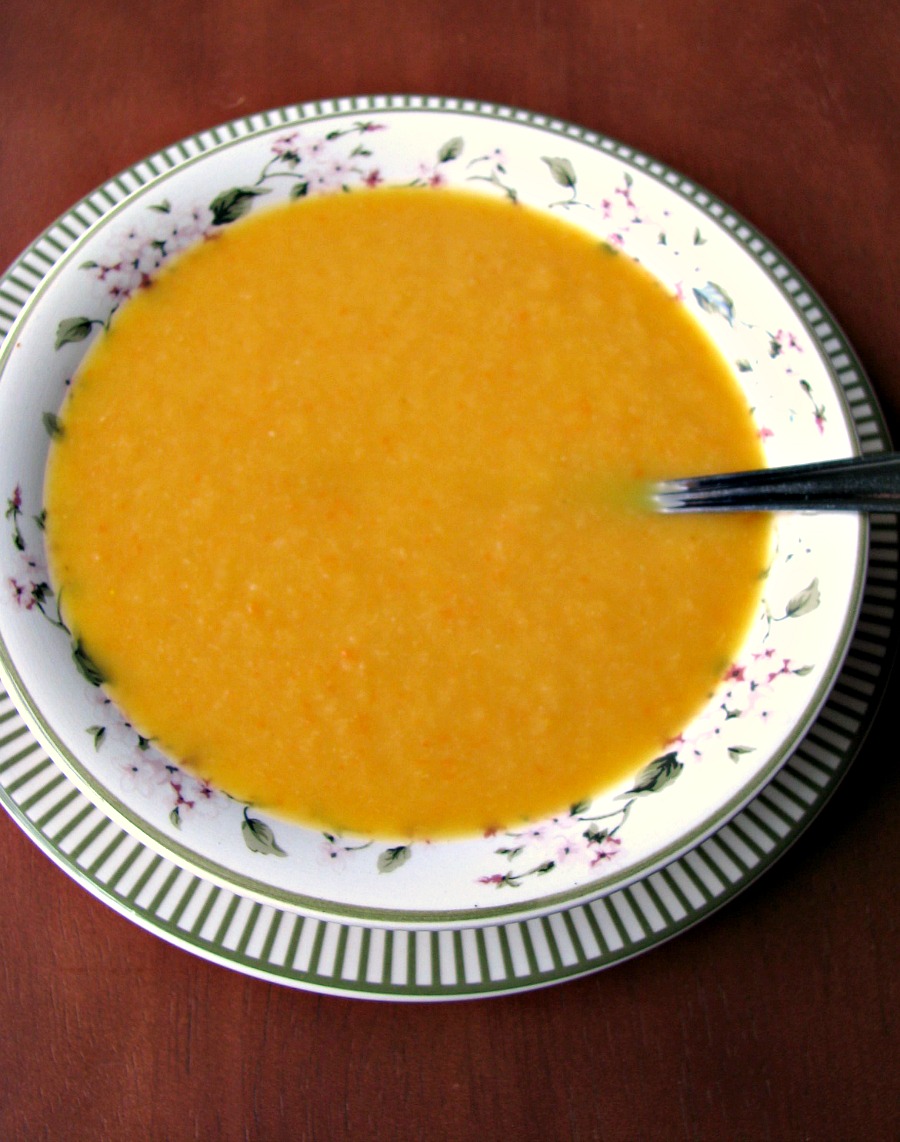 Roasted Parsnip, Carrot and Garlic Soup 