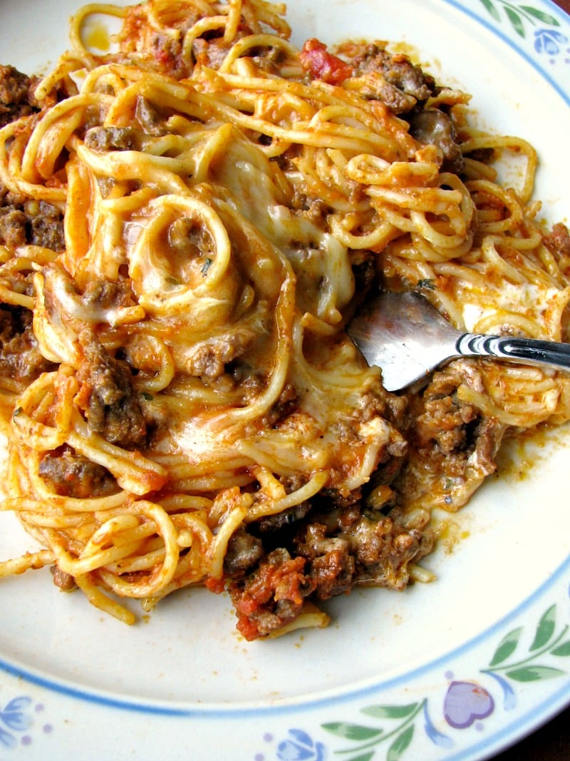  This Leftover Spaghetti Casserole comes together quickly and easily, 