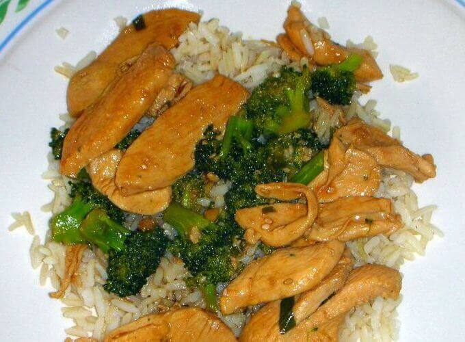 Chinese Chicken Stir Fry with Broccoli - A healthy dinner recipe made with chicken breast, fresh broccoli, and low sodium soy sauce