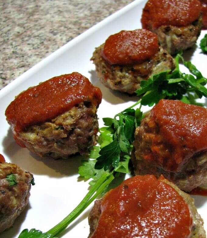 Low Fat Turkey Meatballs - A quick, easy, healthy dinner recipe. Naturally gluten free, too.