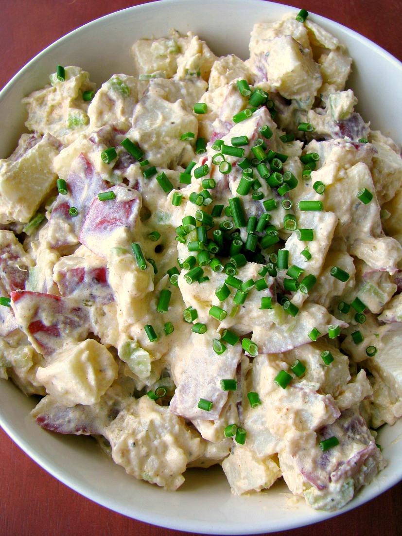  Creamy, tangy, Artichoke Garlic Potato Salad made quickly and easily with just a few ingredients. This potato salad is flavorful but not overpowering!